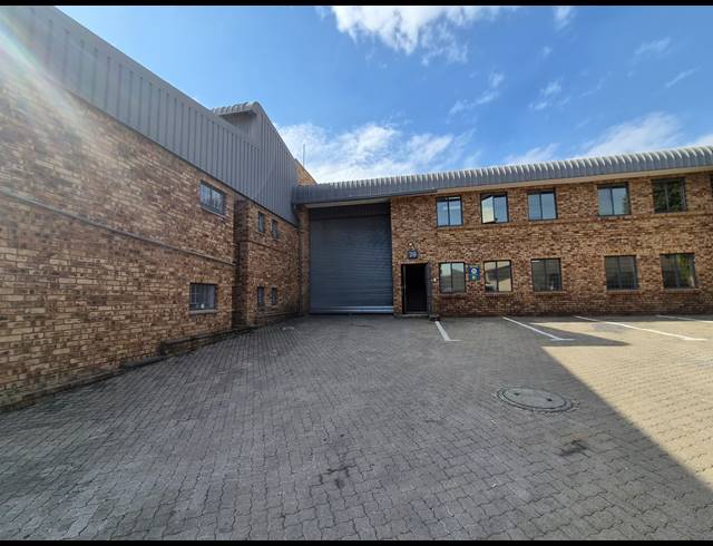 450M² WAREHOUSE TO LET IN ALLANDALE